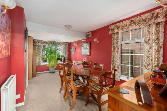 5, Cherrys Close, Bloxham - No onward chain photo 4