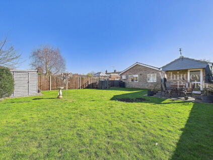 Vicarage Road, Great Hockham, Thetford, IP24 1PE