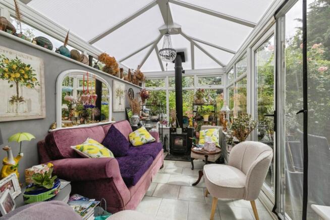 3 bed Semi-Detached for sale Image 5