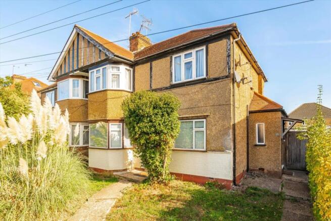 2-bed flat on Harrow View, Harrow, £325,000