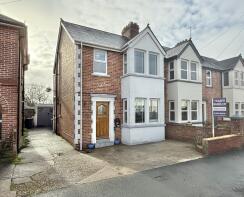 31, Maple Road, Exeter EX4 1BP
