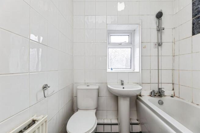 2 bed Terraced for sale Image 9