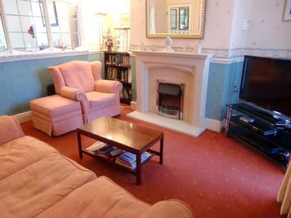 Back Lounge