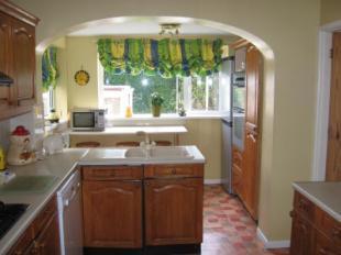 Kit/Breakfast Room