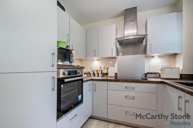1 bed Apartment for sale Image 10