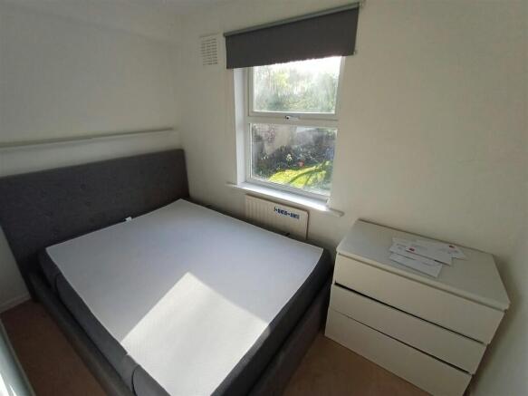 Burnt Ash Hill, London photo 2