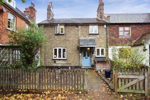 1, Farm Cottages, Common Lane, Dartford DA2 7DQ