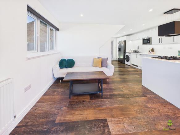 Presented by Clinton at EweMove Bexleyheath and Da