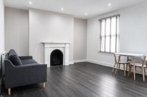 First Floor Flat, 124, Junction Road, London N19 5LB