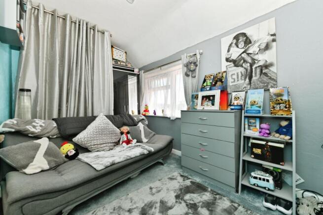 Photo 3