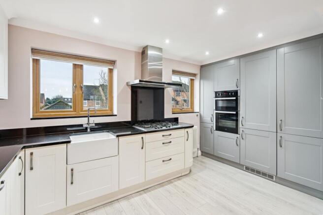 Lounge/Kitchen