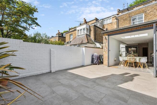 FOR SALE - Elliott Road, W4