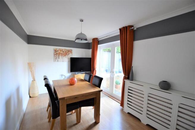 dining room.JPG