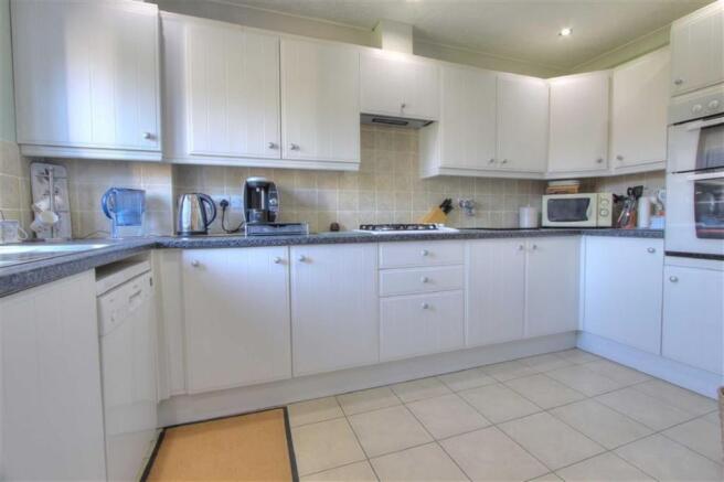 Kitchen: