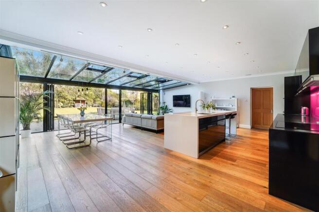 TOWER ROAD, 24  (5).jpg