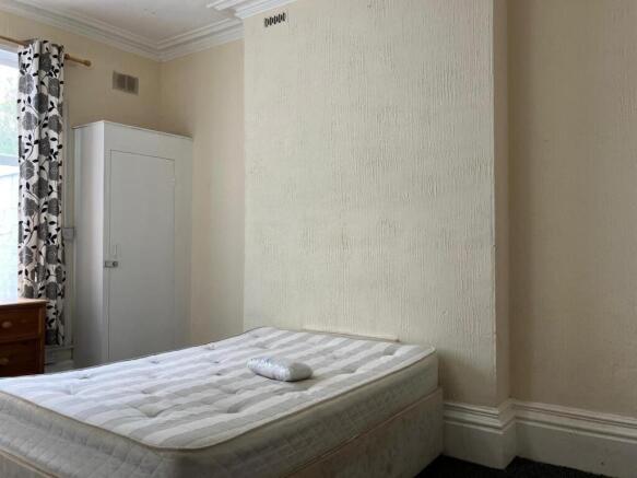 BEDROOM.jpg 2.jpg