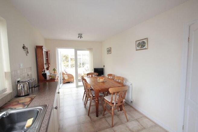Kitchen/Dining