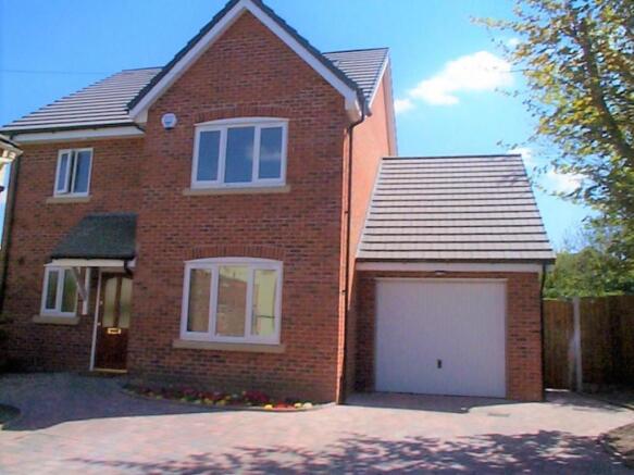 212a Rushgreen Road (6).jpg
