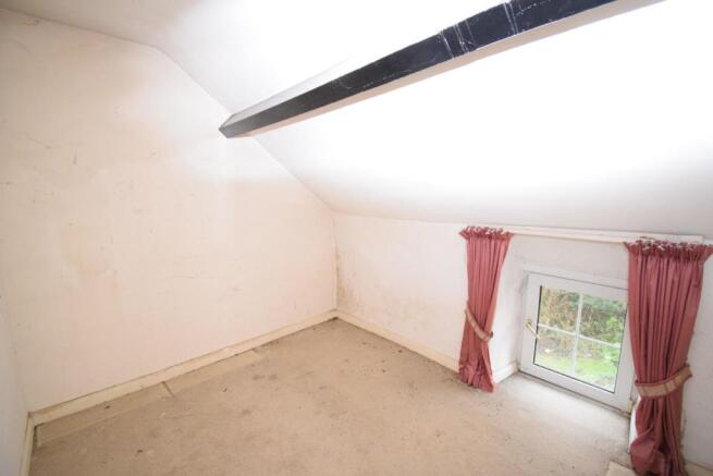Bedroom 2.JPG