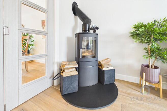 Lounge Feature