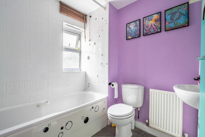 4 bed Town House for sale Image 11