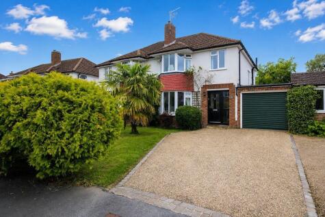 Meadway, Hildenborough