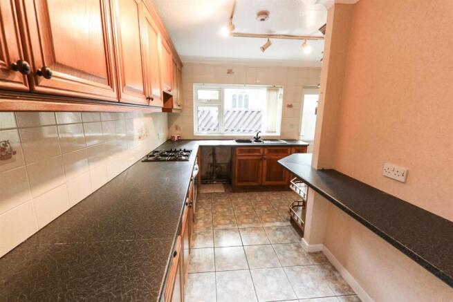 3 bed Detached Bungalow for sale Image 8