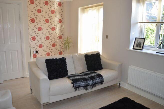 LOUNGE AREA