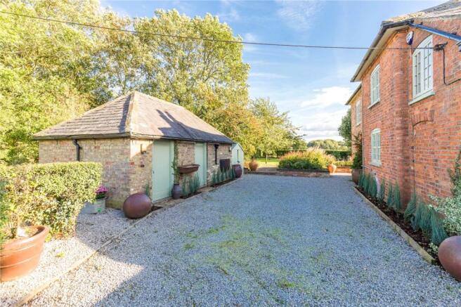 Outbuilding
