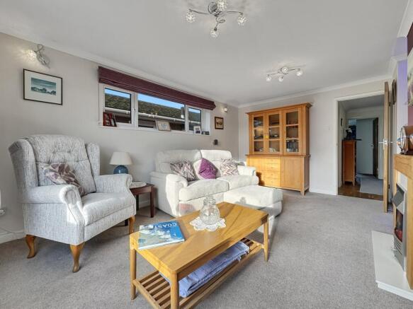 Parkwood Avenue, Wivenhoe, Colchester, CO7 photo 4
