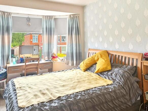 3 bed Semi-Detached for sale Image 9