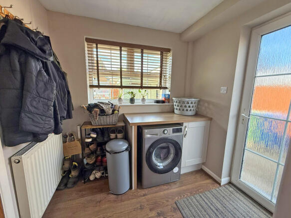 2 bed Detached Bungalow for sale Image 10
