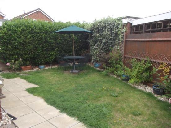 Patio Area Rear Garn