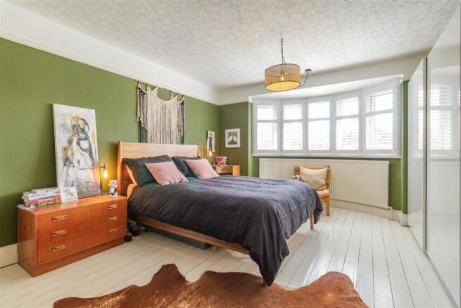 8504169-interior08.jpg