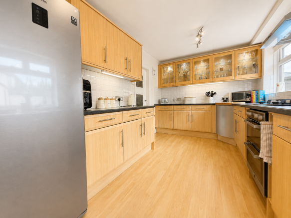 4 bed End of Terrace for sale Image 5