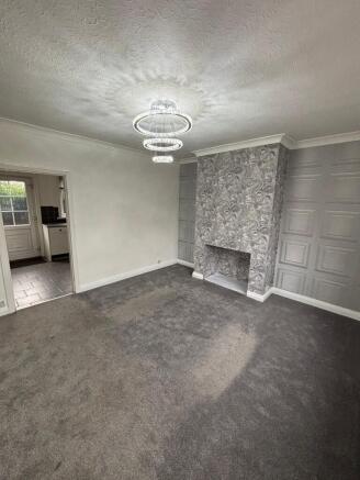 3 bed Semi-Detached to rent Image 4