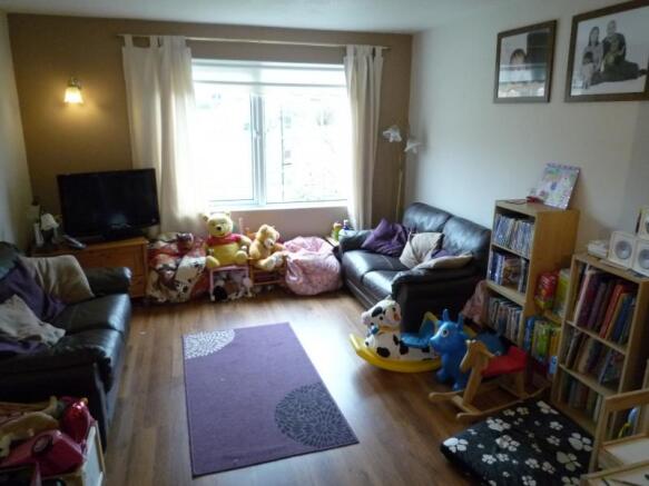 Photo 3