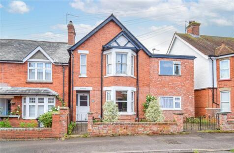 Kingsbridge Road, Newbury, Berkshire, RG14