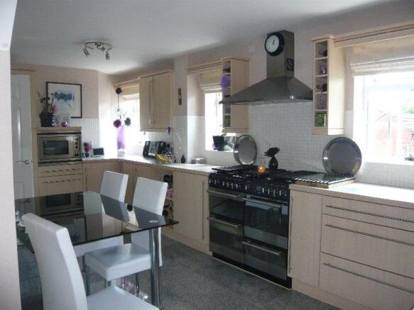 Kitchen/dining room