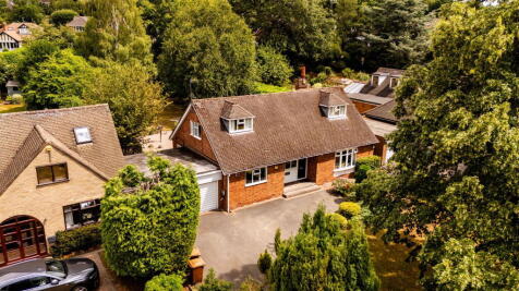 Court Drive, Shenstone, WS14 0JG