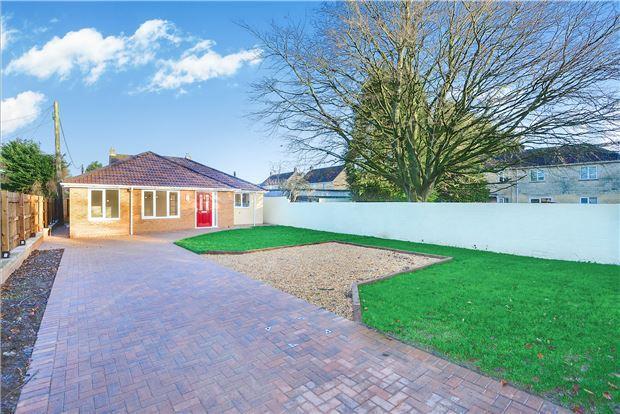 Front Garden / Driveway