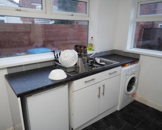 5 bed House of Multiple Occupation for sale Image 6