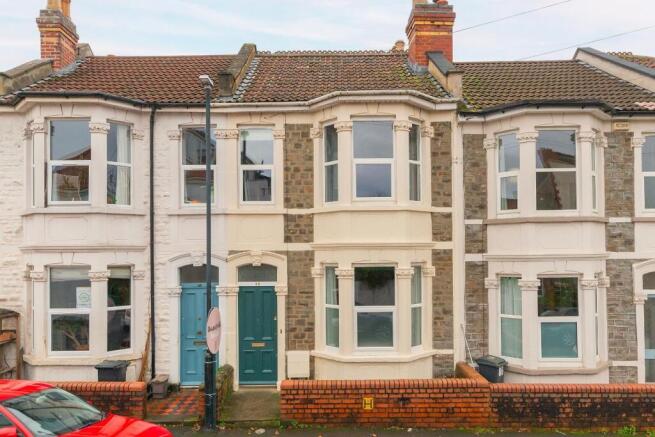 8V8ARD - External E.jpg