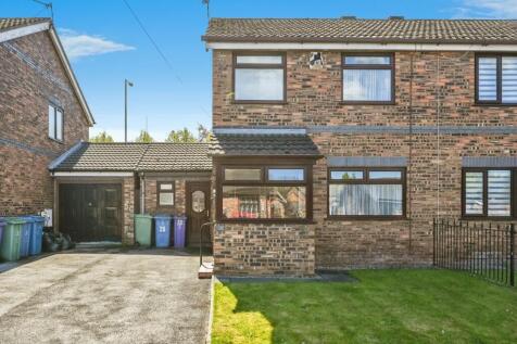 Almond Court, Liverpool, Merseyside, L19