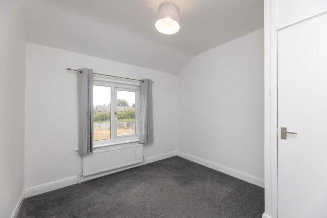3 bed Semi-Detached for sale Image 6