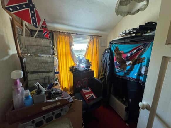 3 bed Terraced for sale Image 11