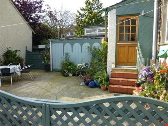 Photo 9