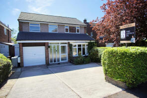31, Holly Road, Stockport SK12 1PB