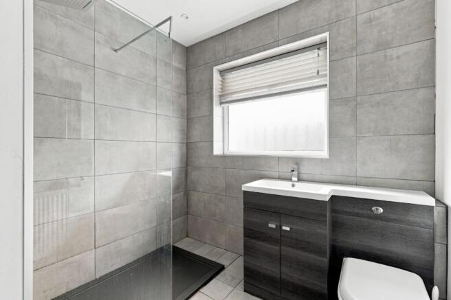 3 bed Bungalow for sale Image 11