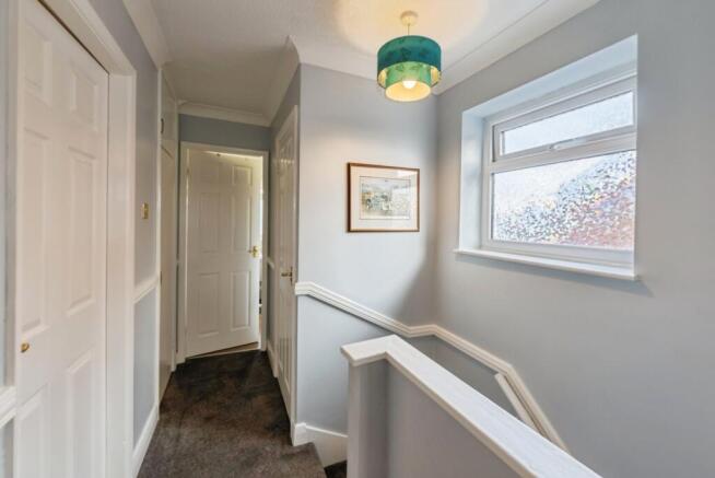 3 bed Semi-Detached for sale Image 7